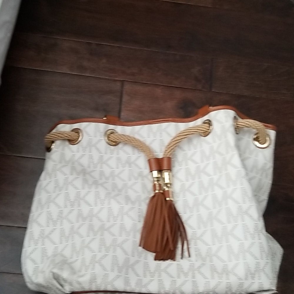 Michael Kors purse